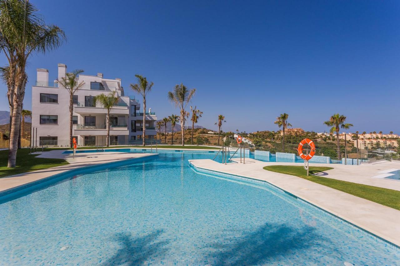 2Br Luxury - Santa Barbara Heights, Good Wifi & Ac Apartment Ла Кала де Михас Екстериор снимка