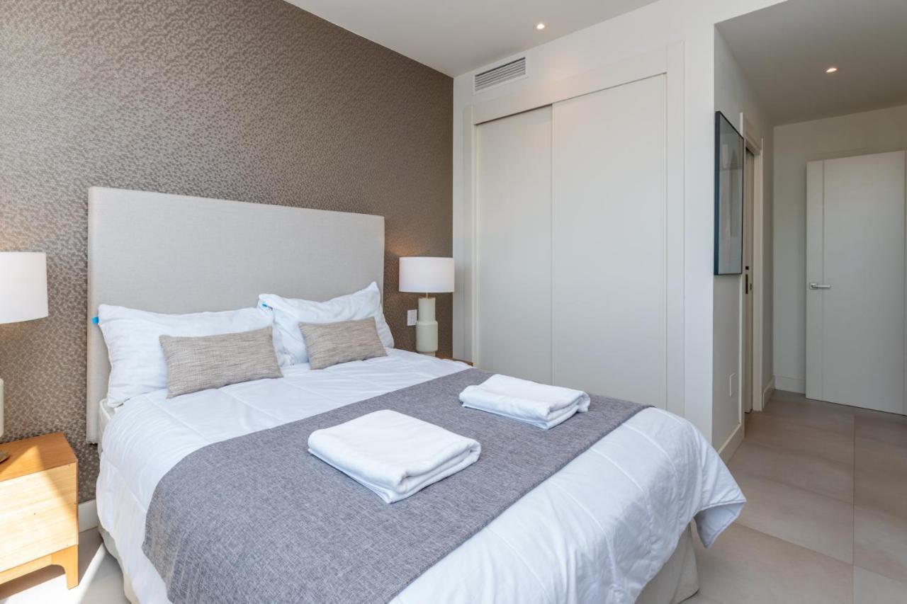 2Br Luxury - Santa Barbara Heights, Good Wifi & Ac Apartment Ла Кала де Михас Екстериор снимка